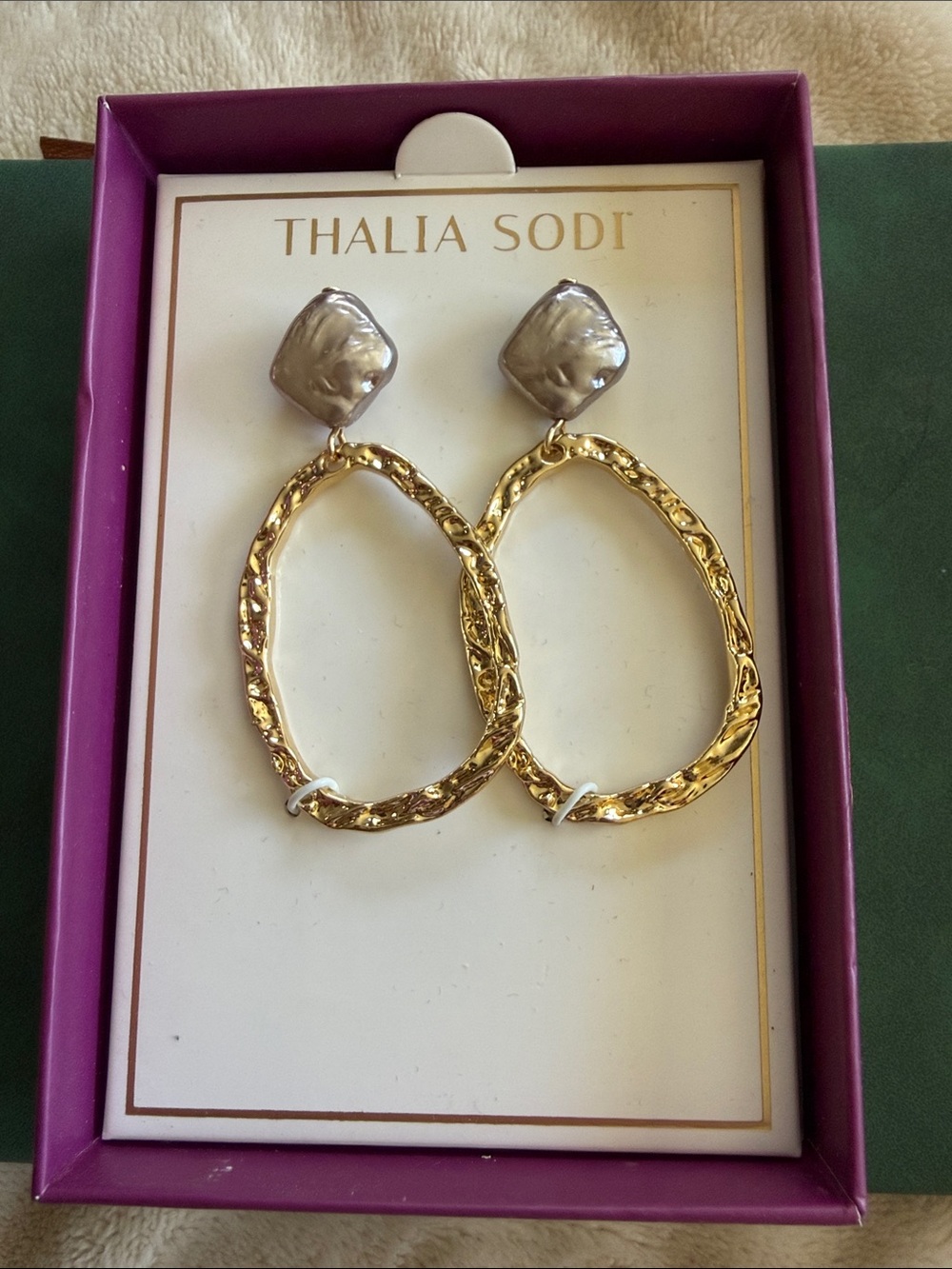 NWT. Thalia Sodi Gold Hoop Earrings with Pearl-Tone Studs